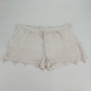 Primark NWOT Women’s Crochet Lace Overlay White Shorts w/Pockets Size Large